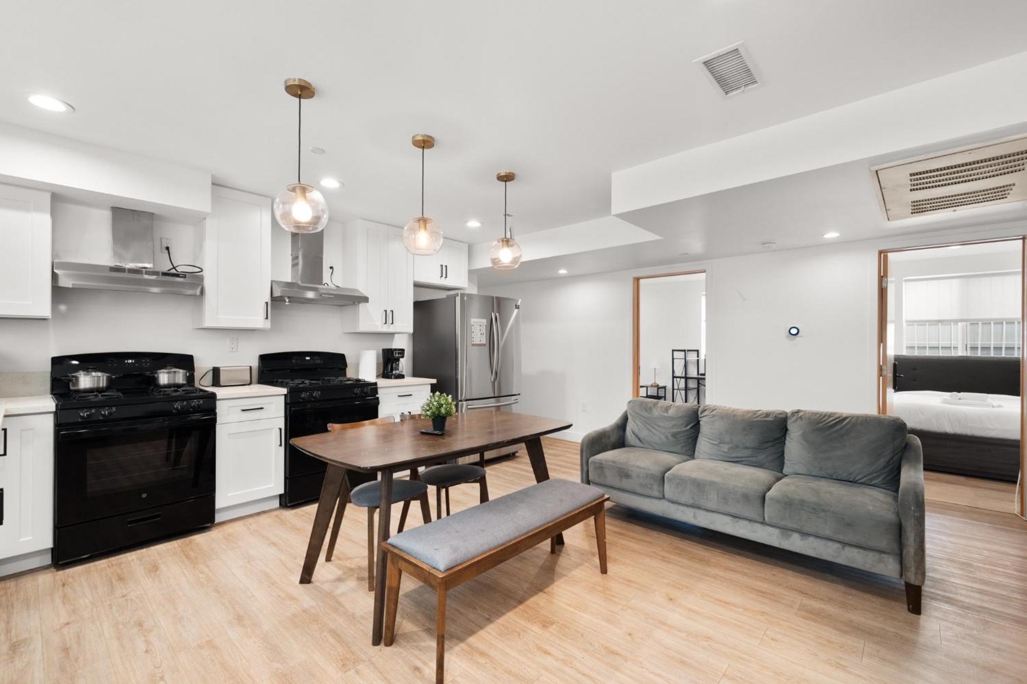 Charming Urban Retreat Near Usc In La- Private Room With Share Living Room With Kitchen Los Angeles Exteriér fotografie