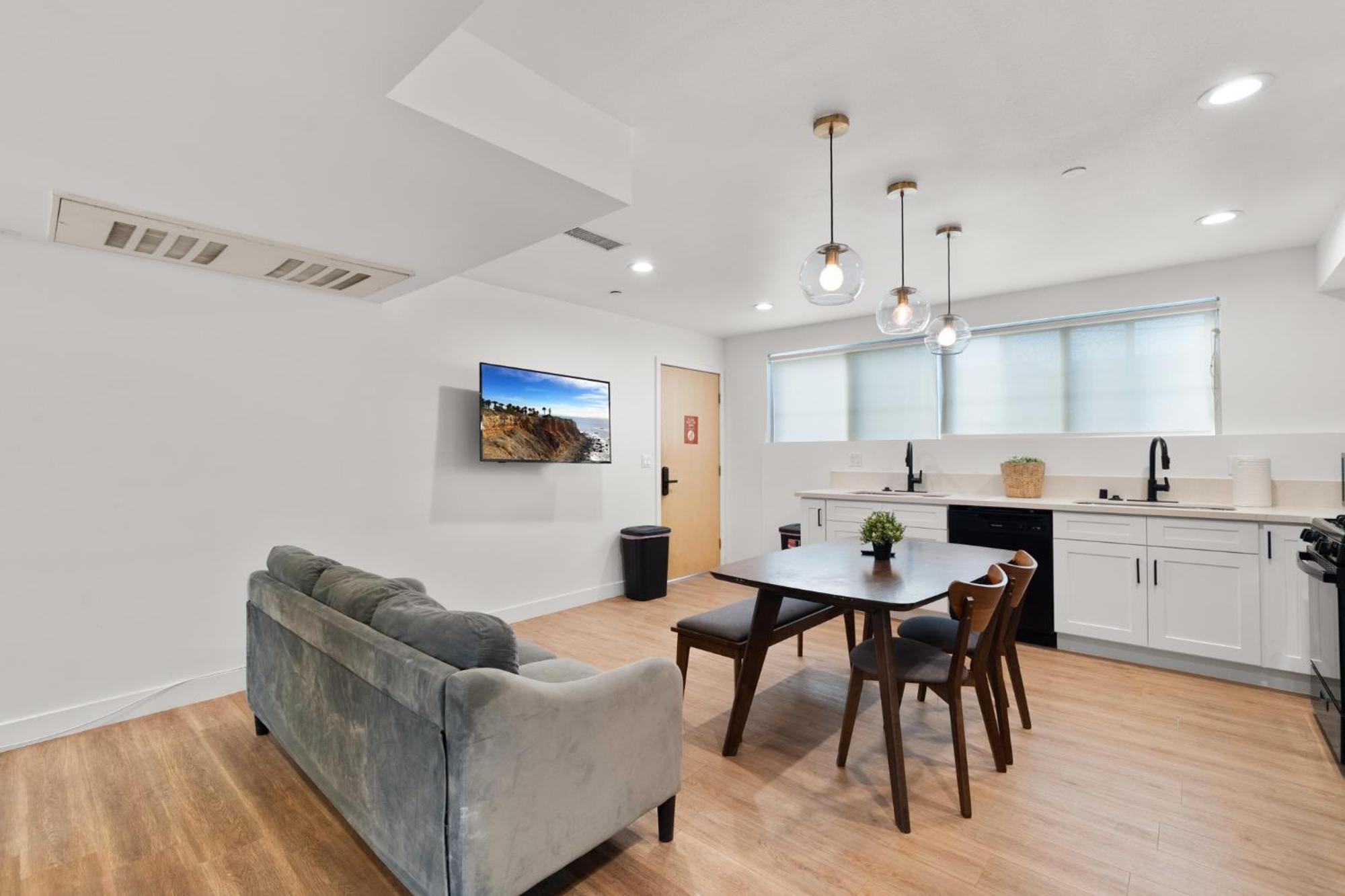 Charming Urban Retreat Near Usc In La- Private Room With Share Living Room With Kitchen Los Angeles Exteriér fotografie